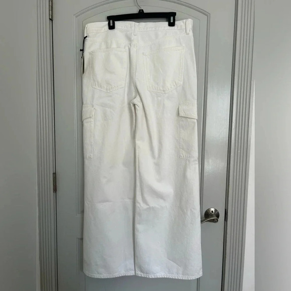 AGOLDE Minka High-Rise Wide-Leg Cargo Jeans
Milkshake Size 33 NWT - Picture 8 of 15